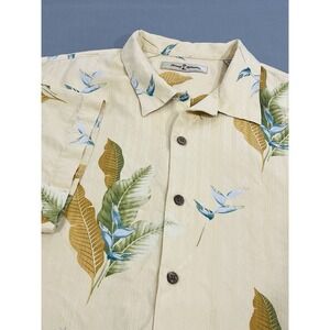 Tommy Bahama Silk Camp Shirt Mens L Yellow Tropical Bird of Paradise Floral